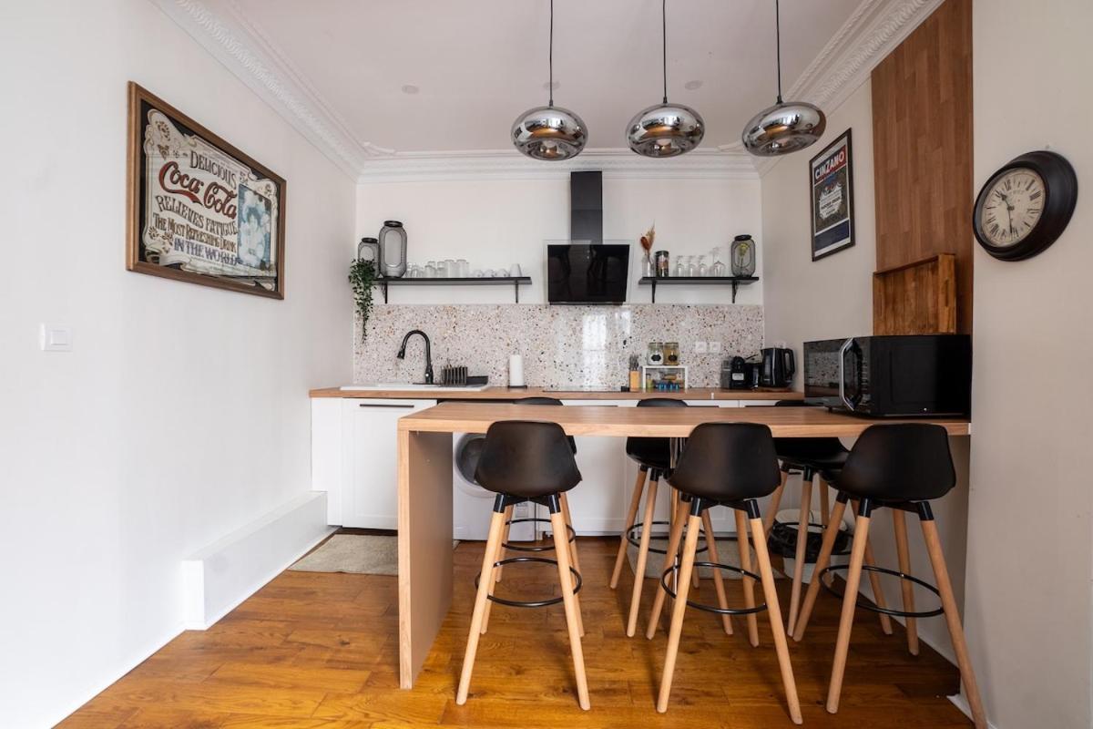 Appartement 2 Etages Paris - Metro 9 Grands Boulevards - Folies Bergeres Exterior photo