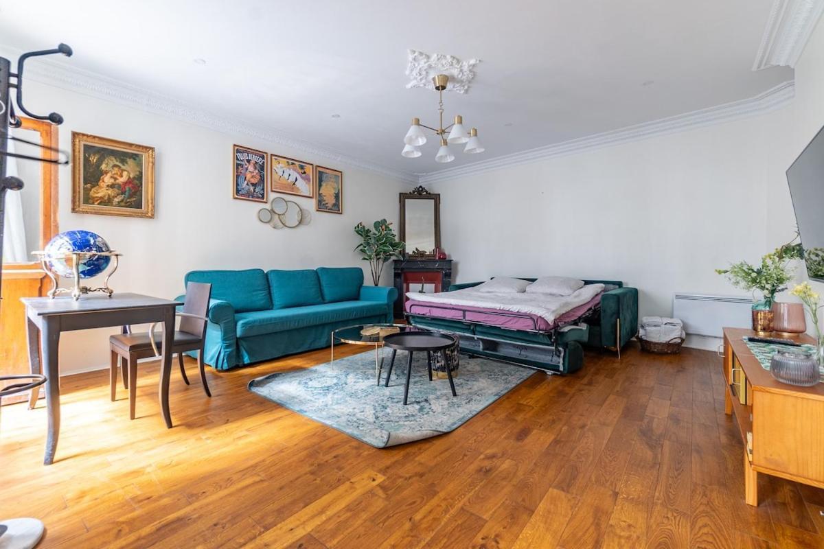 Appartement 2 Etages Paris - Metro 9 Grands Boulevards - Folies Bergeres Exterior photo